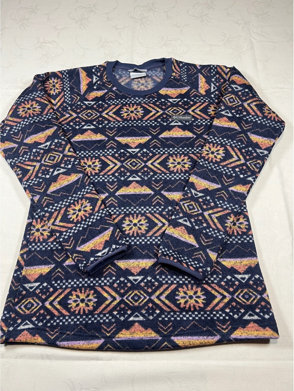 Woman’s Columbia Pullover Fleece Long Sleeve Shirt Navy Aztec Print Size Medium
